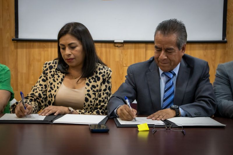 GOBIERNO DE MELCHOR OCAMPO Y UFI FIRMAN CONVENIO HISTORICO POR LA EDUCACION