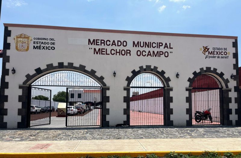 El Gobierno de Melchor Ocampo firma la entrega de la primera etapa del primer mercado municipal