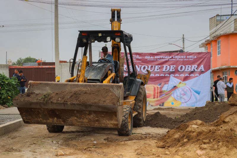 Arranque de obra en calles Jaime Torres Bodet y Ricardo Flores Magón