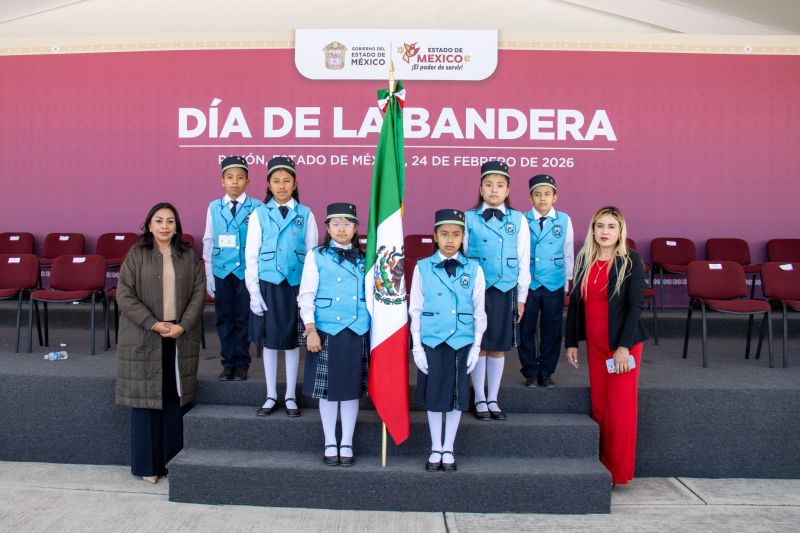 Melchor Ocampo fortalece el orgullo patrio y respalda a su comunidad educativa