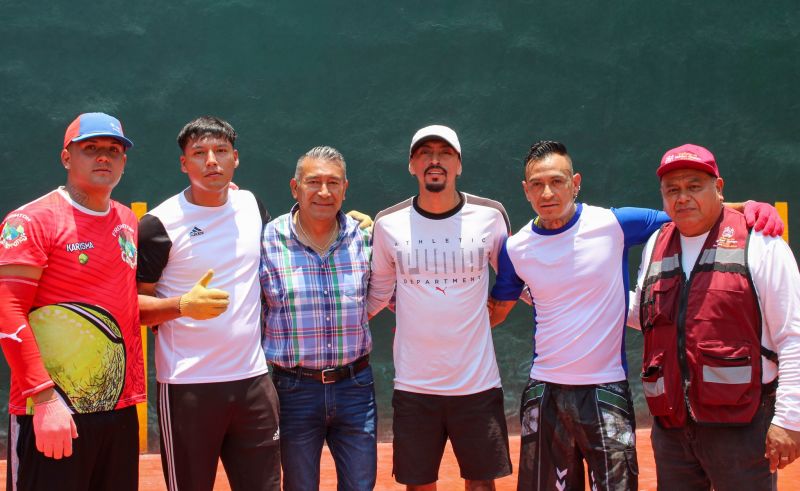 Frontón y convivencia fortalecen el deporte en Melchor Ocampo