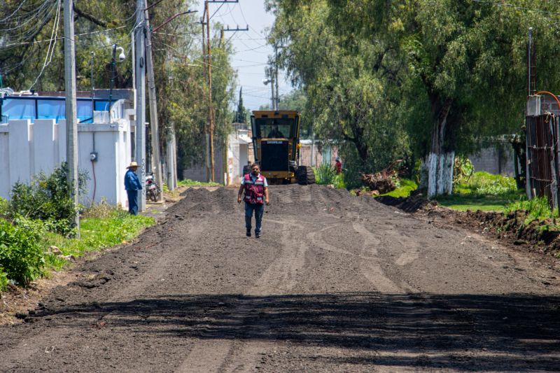 Transportistas vecinos y Gobierno Municipal unen esfuerzos para mejorar la movilidad encalle Amapola