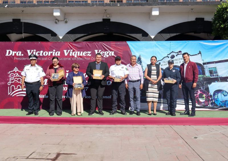 Gobierno de Melchor Ocampo fortalece la inclusión y el bienestar social durante el Homenaje Cívico