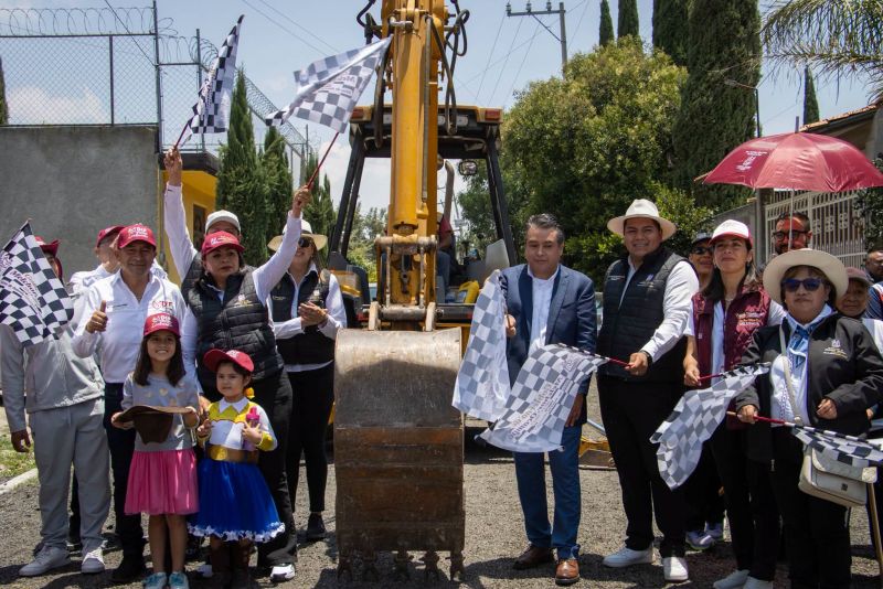 Gobierno de Melchor Ocampo da inicio a la pavimentación con concreto asfáltico en Cerrada Dolores