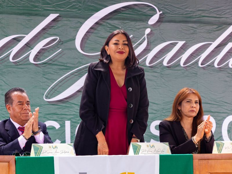 Melchor Ocampo acompaña a nuevas generaciones de profesionistas en su graduación del UFI
